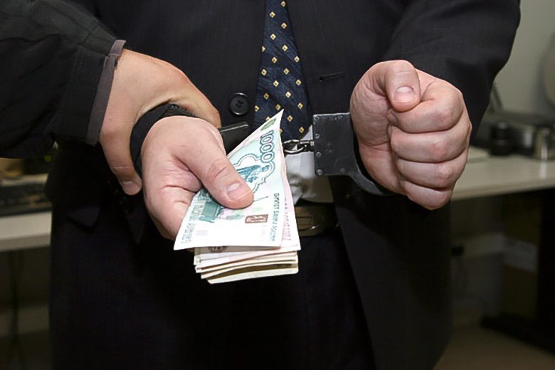По всей России идёт зачистка коррупционеров