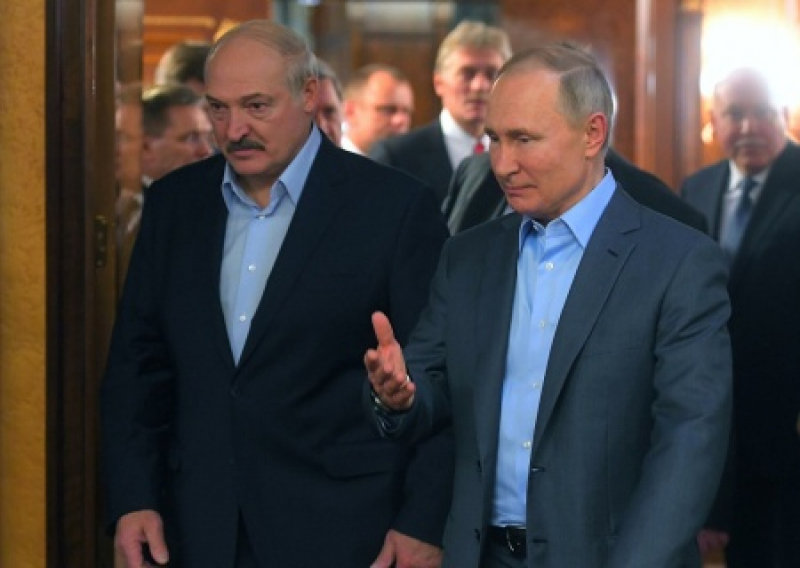 Москва готовит сценарий выхода из кризиса в Белоруссии. Согласится ли с ним Лукашенко на встрече с Путиным?