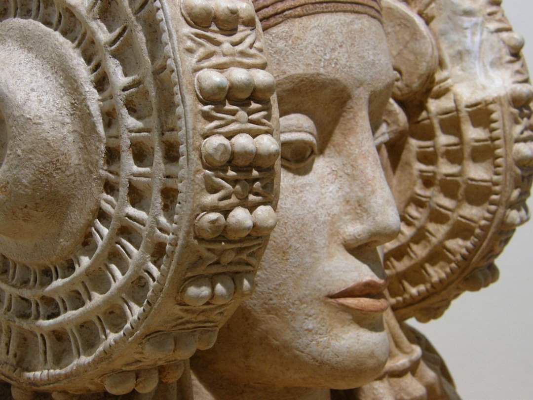 Дама из Эльче, IV век до н. э