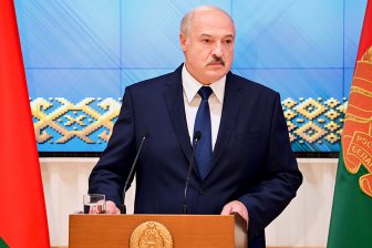 Лукашенко объявил о закрытии границ с Литвой и Польшей
