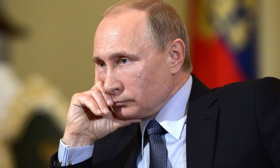 Путин внес в ГД законопроект о запрете иностранного гражданства для военных и госслужащих