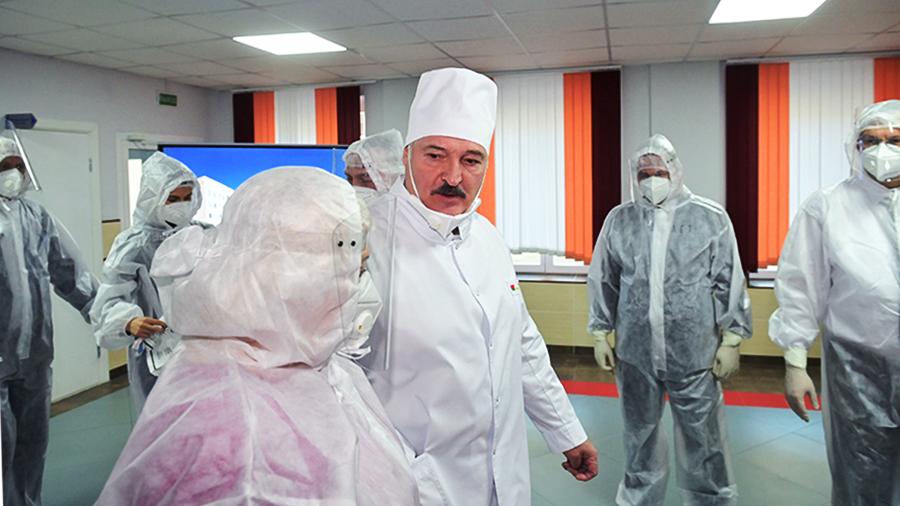 Лукашенко захотел создать белорусскую вакцину от COVID-19