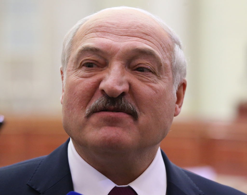 “Лукашенко. Золотое дно”: фильм-расследование о “коррупционных схемах диктатора” появился в Сети