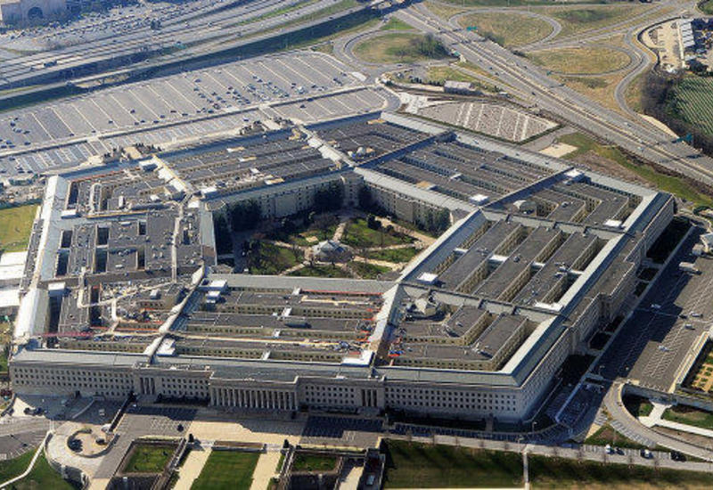 Глава Пентагона сообщил о готовности ответить на обстрел базы в Ираке