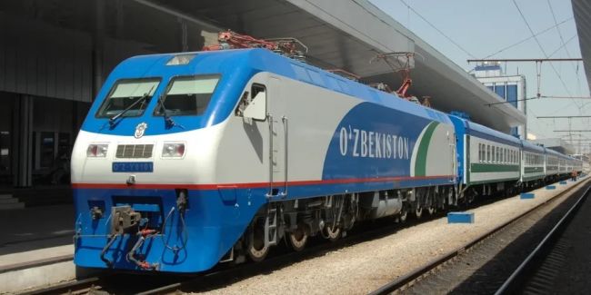 Узбекистан запускает два поезда для вывоза своих граждан из России