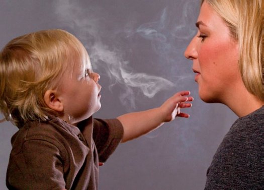 Российских школьников собираются тестировать на курение, родителей — штрафовать за вредные привычки детей