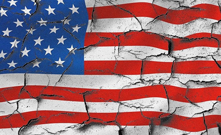 Американцы признали, что США уже разваливаются. Дальше будет только хуже (Bloomberg)