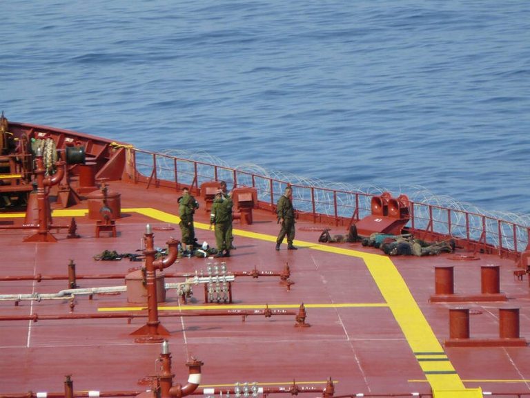 Спасение танкера «МГУ» после его захвата сомалийскими пиратами