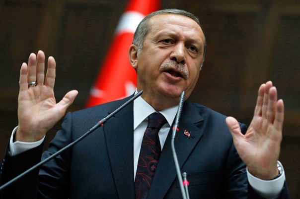 Что происходит с Турцией, или Зачем Эрдоган снова поддерживает боевиков в Сирии?