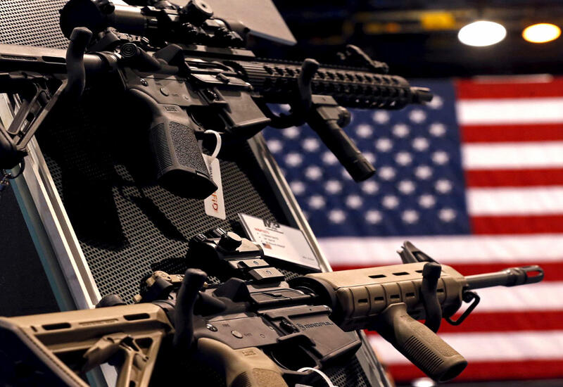 В США одобрили запрет продажи штурмовых винтовок