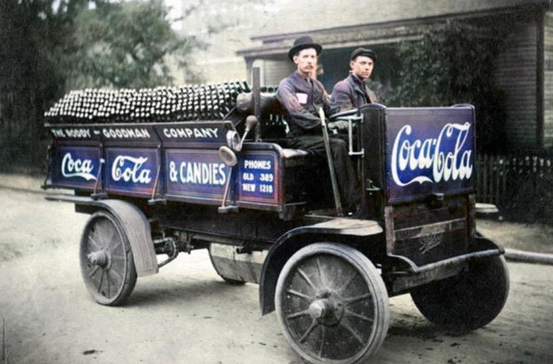 Первые поставки Coca-Cola. 1909 год.
