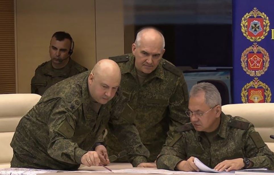 Нестандартный ход: Генерал Суровикин неожиданно загнал руководство НАТО в тупик