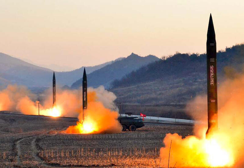 КНДР за полчаса запустила две ракеты