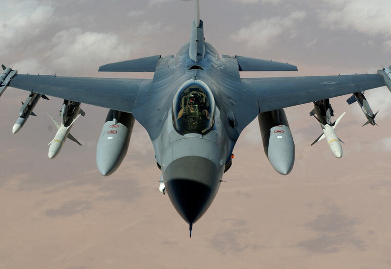 5 конгрессменов призвали Байдена передать Украине истребители F-16