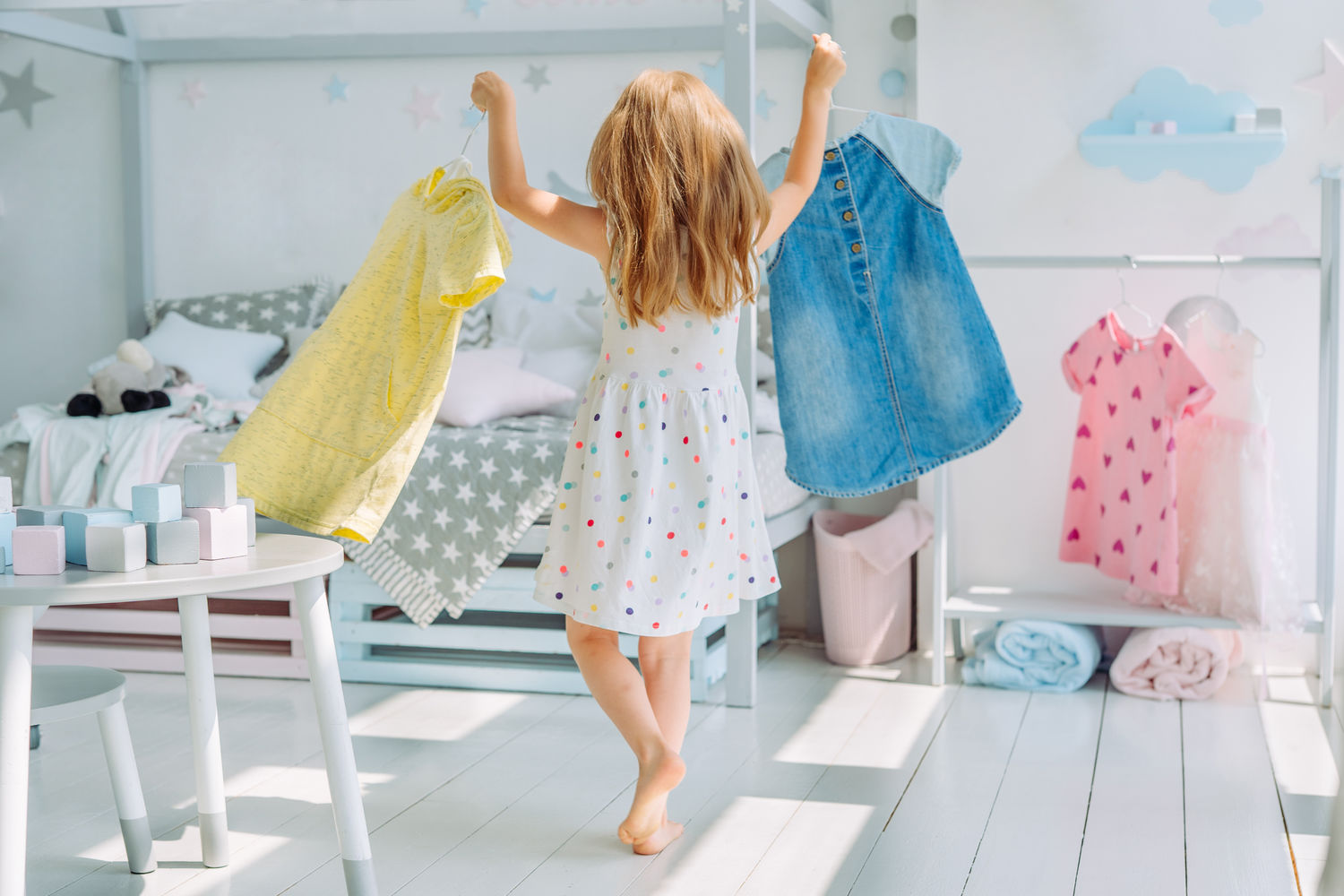 Модные тренды для детей: Как стильно и выгодно одеть вашего малыша с использованием промокодов