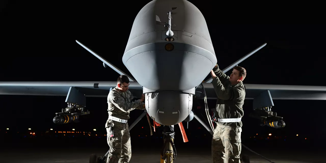 США обвиняют российских летчиков в том, что они "создавали помехи" американским дронам в Сирии