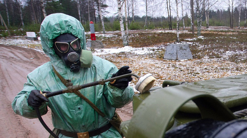 «Для работы в очагах эпидемий»: какой антивирусной техникой оснащены российские войска РХБЗ