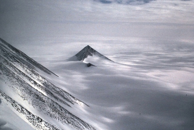 Пирамиды в Антарктиде. Иллюзия или реальность