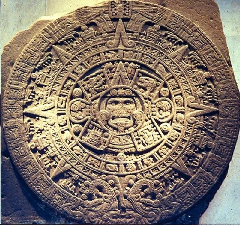 Артефакты Майя, противоречащие официальной истории