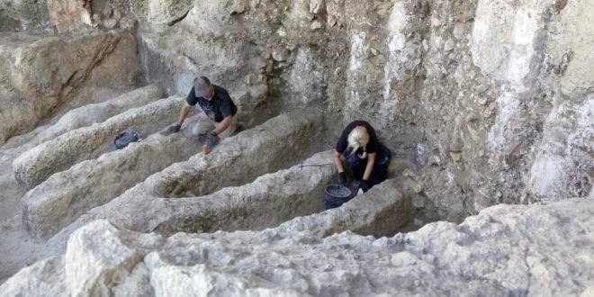 Археологи нашли таинственные каналы возле библейских реликвий Иерусалима