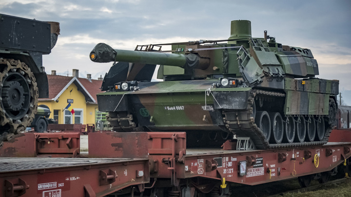 Франция отказалась передавать Киеву свои основные танки