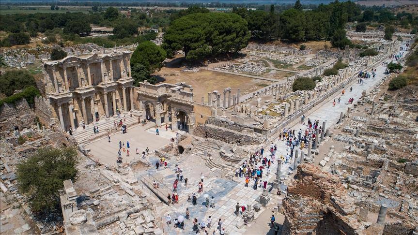 Эфес по красоте и богатству уступал лишь Риму