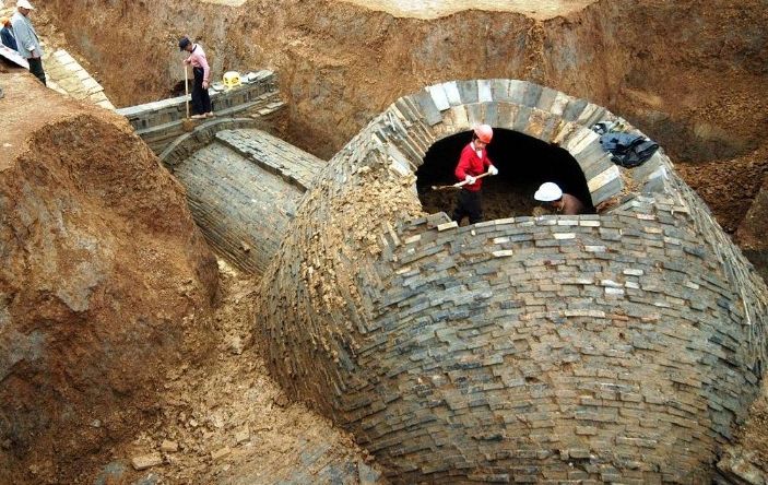 Археологи обнаружили на востоке Китая 301 захоронение