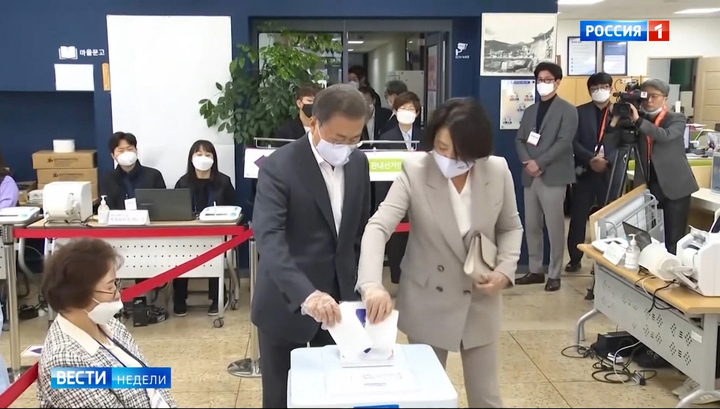 Выборы в Южной Корее: зараженные тоже проголосовали