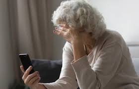 Серьезный разговор: почему одинокие пенсионеры быстрее стареют и теряют память