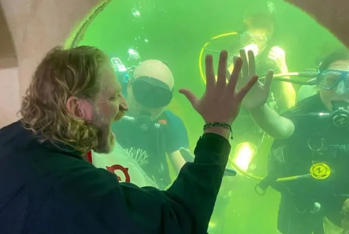 100 дней под водой сделали ученого на 20 лет моложе