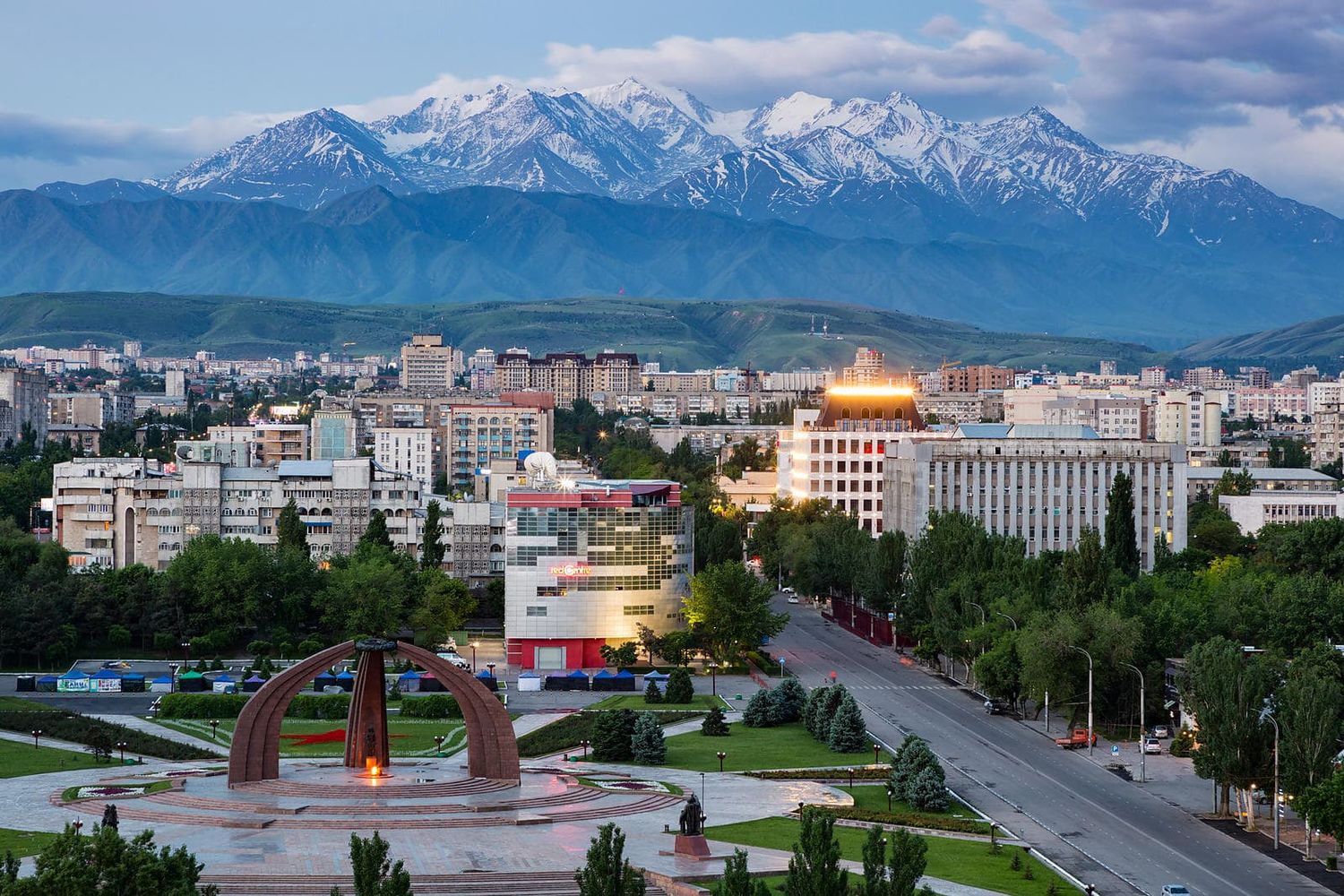 Отказаться от поездок в Россию рекомендовали гражданам Киргизии