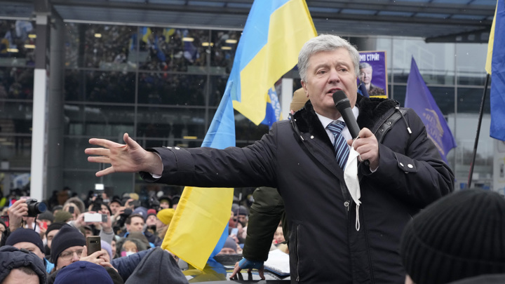 Порошенко заявил о намерении баллотироваться на выборах президента Украины
