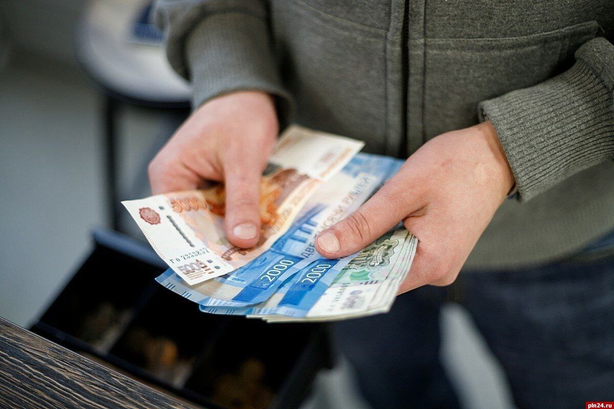 Будущее наступило? Рубль впервые стал главной внешнеторговой валютой России