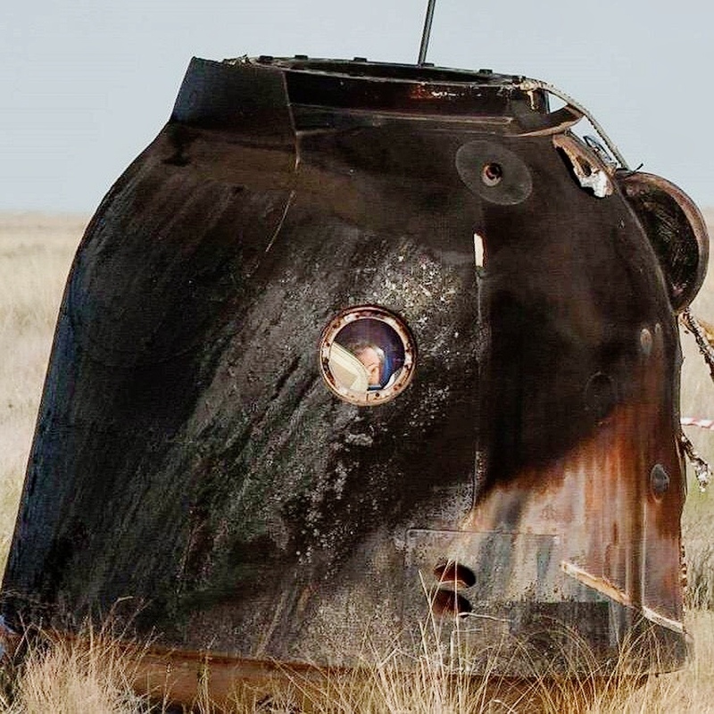 Спускаемый аппарат Союз ТМА-20 после приземления