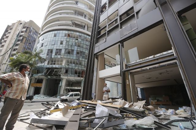 Пострадавшим от взрыва в Бейруте будут выдавать беспроцентные кредиты