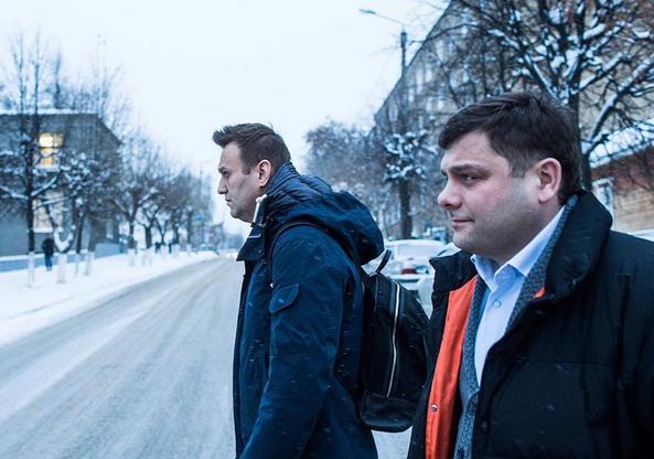 Навальный идёт к своей мечте и подрабатывает на халтурках