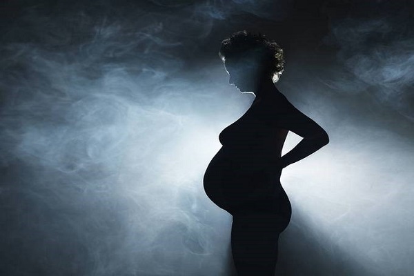Грязный воздух замедляет рост неродившихся детей