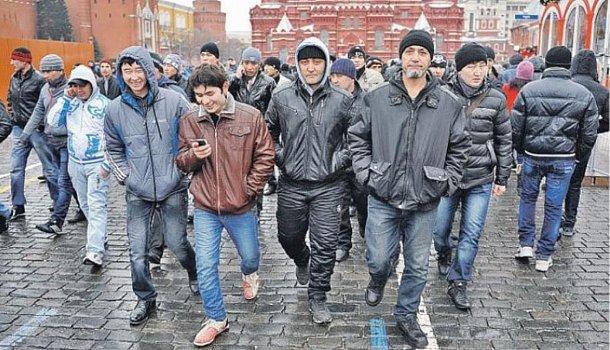 «Ждём образованных узбеков»: Владимир Путин ратифицировал закон по трудоустройству граждан этой страны в РФ