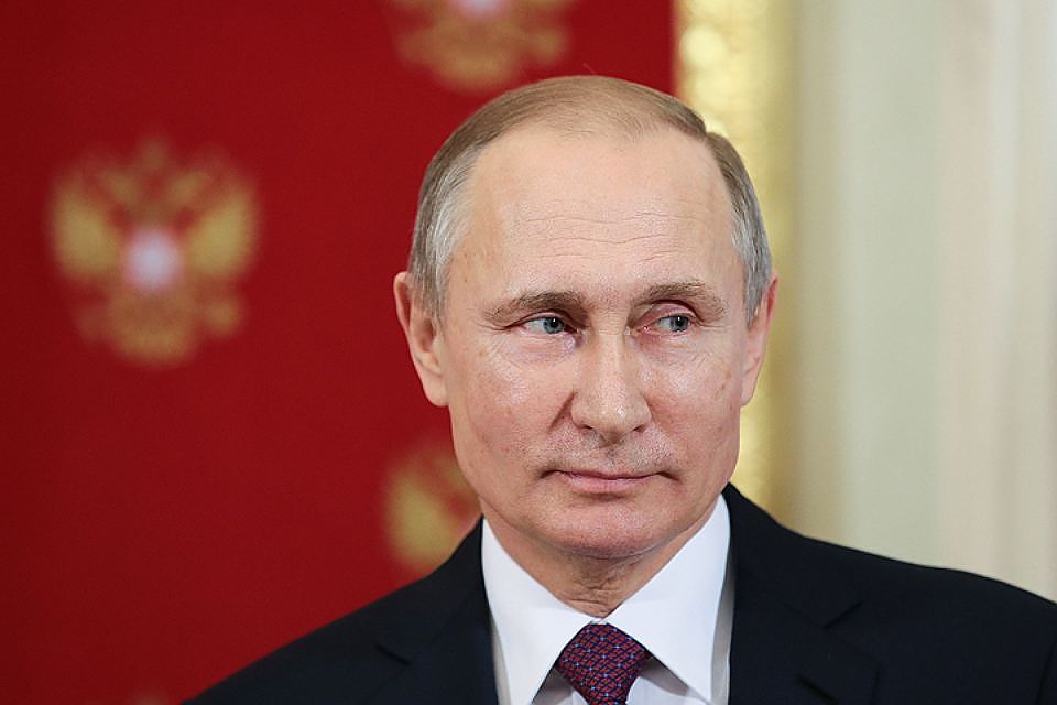 Полвека в эфире: Путин поздравил программу «Время» с юбилеем