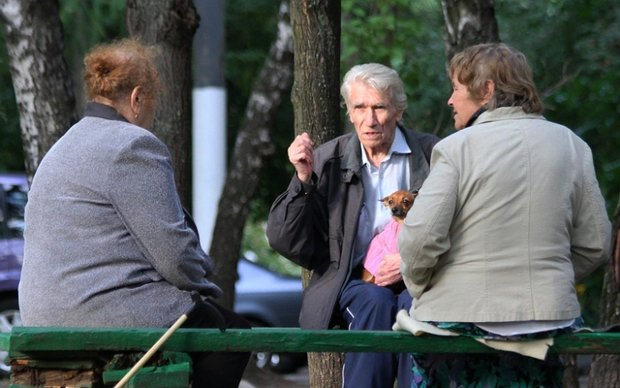 Почему в России повысили стаж для получения страховых пенсий