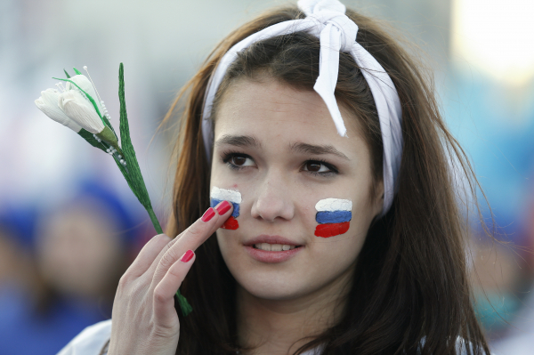Политолог: США разочарованы -российская молодежь желает видеть РФ суверенной державой
