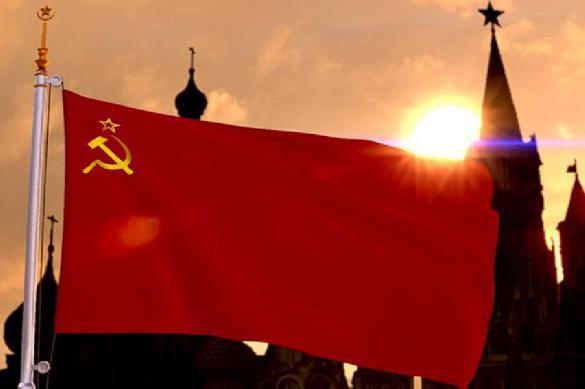 МОК предложил российским спортсменам пройтись под флагом СССР