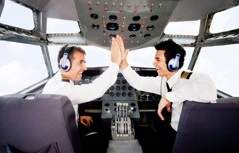 7 реальных, уморительных диалогов между пилотами и диспетчерами