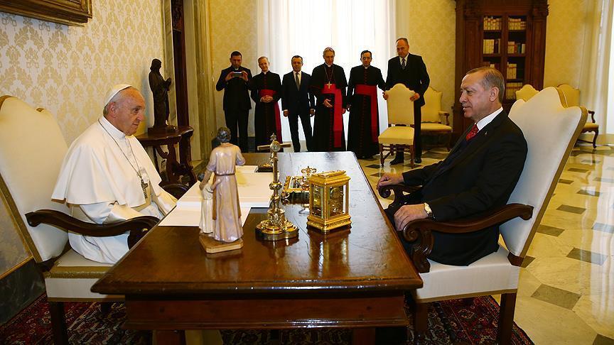 Анкара и Ватикан выступают за отказ от проявлений исламофобии