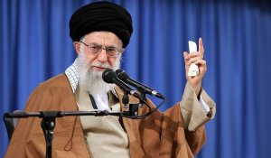 Аятолла Хаменеи: США еще хуже, чем ИГИЛ