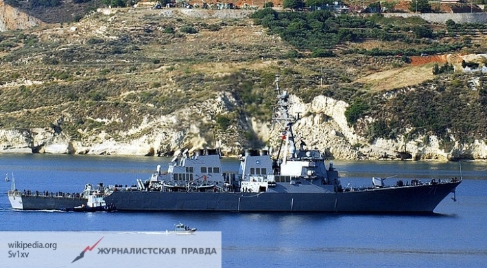 Эксперт: эсминцы ВМС США в Черном море рискуют стать мишенями