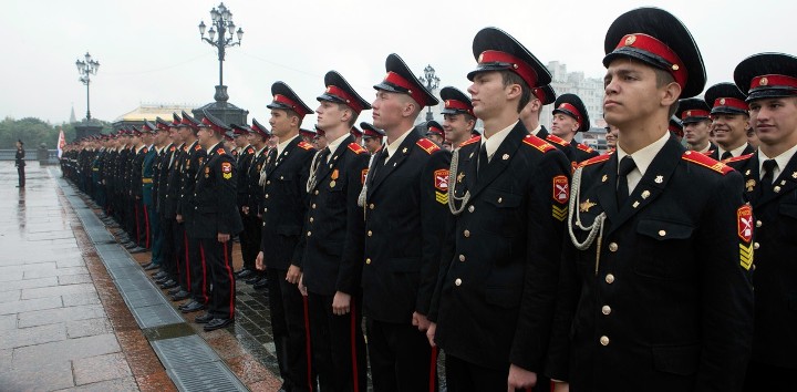 Сильная армия – защищенная и независимая страна: Владимир Путин совершенствует Вооруженные Силы