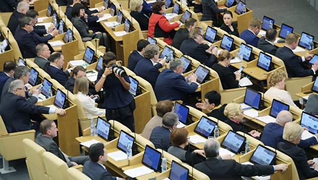 В России хотят создать "моральный кодекс" для депутатов