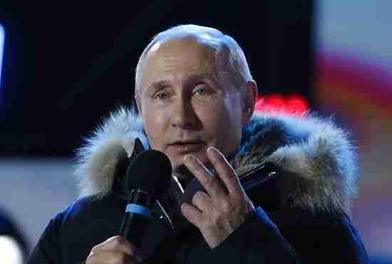 После выборов президента Путин подал странный сигнал Медведеву