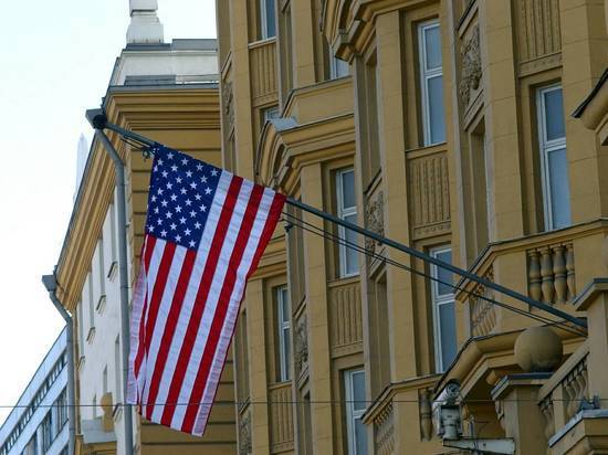 Россия закрыла консульство США в Петербурге и выслала дипломатов
